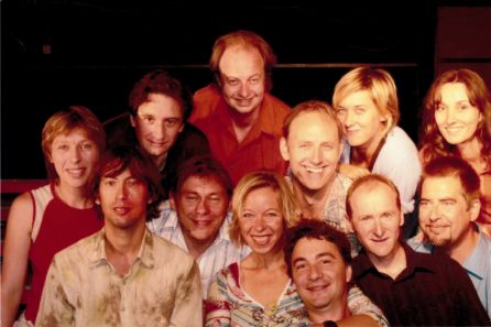 Das Gorilla-Ensemble im Jahr 1998.